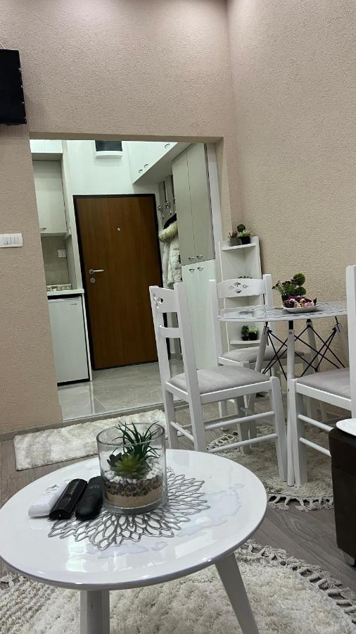 Apartment Downtown Podgorica Ngoại thất bức ảnh