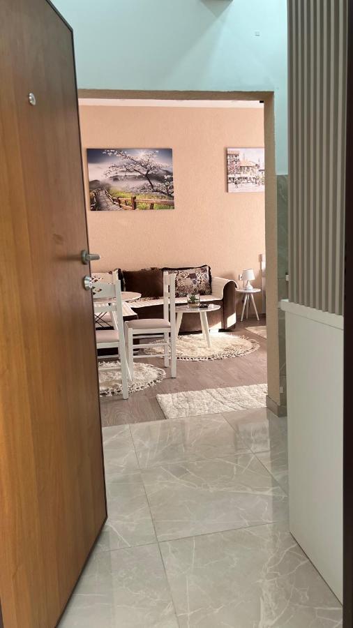 Apartment Downtown Podgorica Ngoại thất bức ảnh